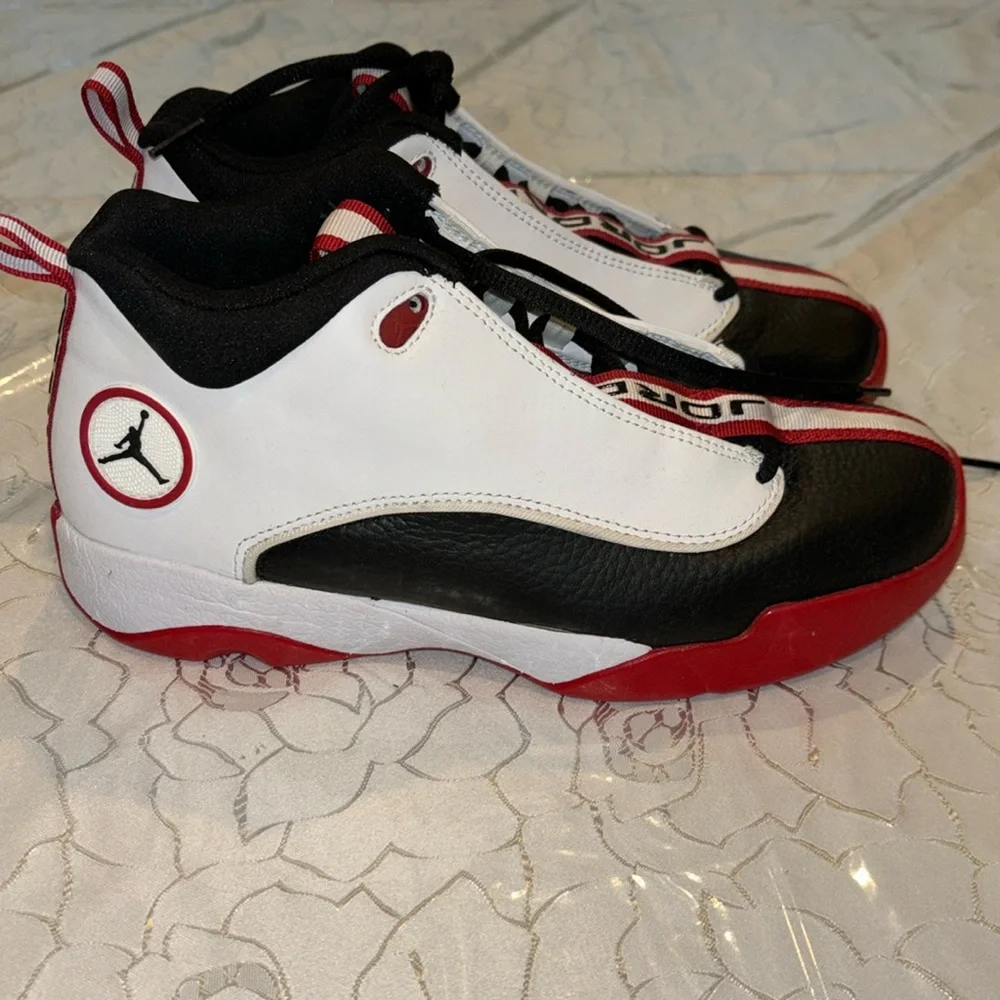 Brand new Nike night top jordans men's size 8! Black white and red leather